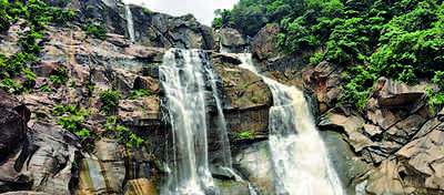 Govt identifies five sites for skywalk to boost tourism