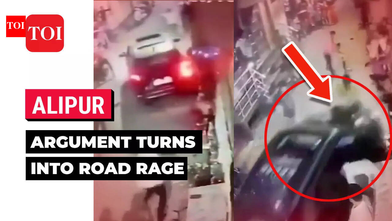 Car runs over 3 people after argument in Delhi's Alipur