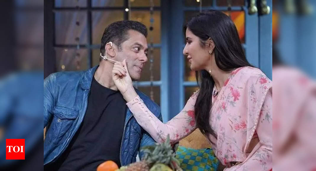 Katrina Kaif teaches Salman Khan steps from ‘Tip Tip Barsa Paani’ – Watch video – Times of India