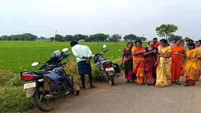 Andhra Pradesh: Three farmers electrocuted to death at Chapadu in Kadapa district