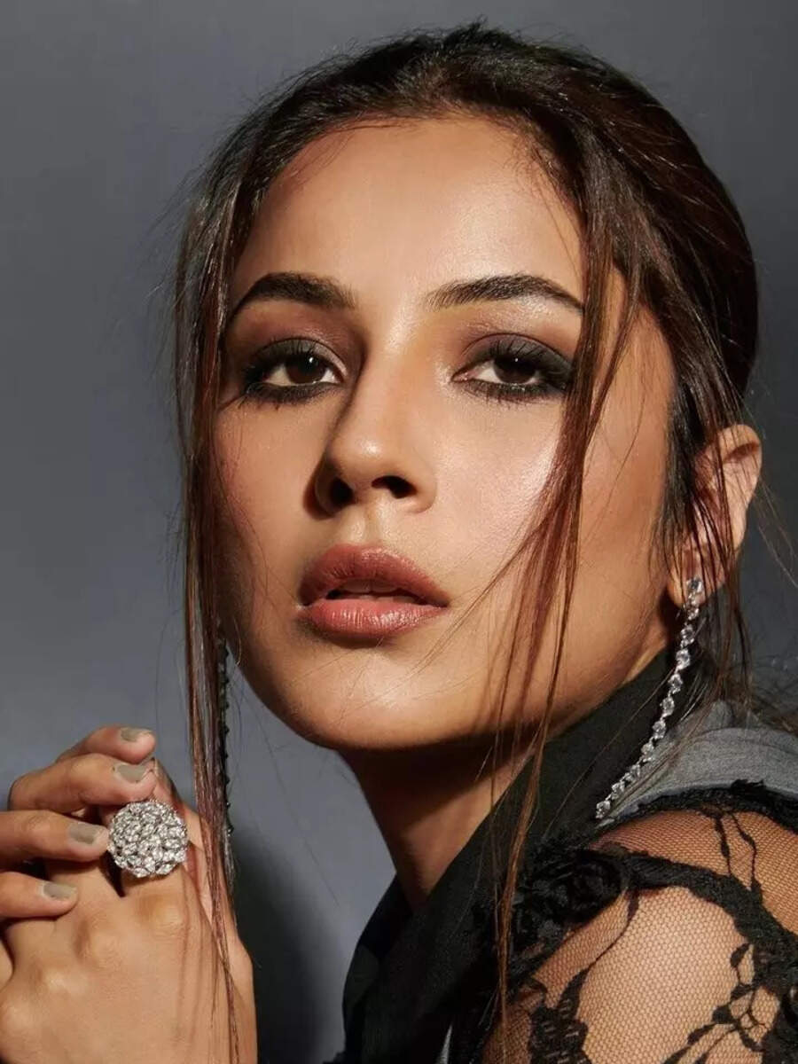 How to rock bold outfits like Shehnaaz Gill Zoom TV