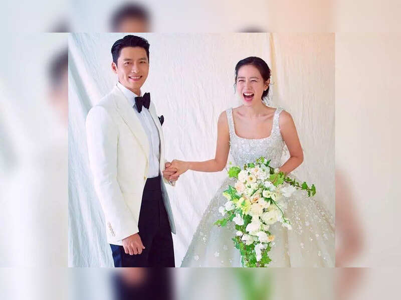 Korean stars Son Ye Jin, Hyun Bin reveal their baby