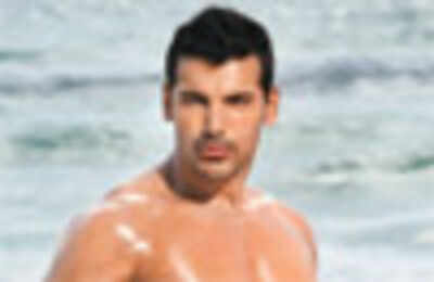 Jay Jay Perry was astonished to see John's body | Hindi Movie News ...
