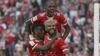 Bayern Munich fire six goals past Mainz to take over top spot