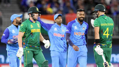 'Hopefully will win all from here': Twitterati root for India to lift World Cup after South Africa loss