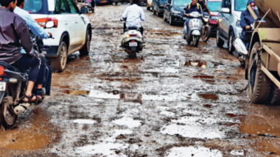 Pune: Ignoring potholes, PMC plan to beautify chowks criticized