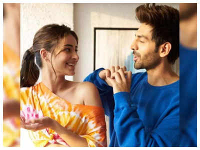 Rumoured ex Kartik Aaryan wishes his ‘Woh’ Ananya Panday on her birthday; the actress REACTS - See post