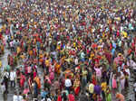 Mumbai: Devotees offer prayers to the Sun god on the occasion of Chhath Puja, at...