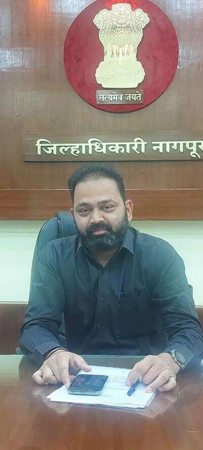 24x7 CCTVs, cops at check posts to nail sand mafia: Collector