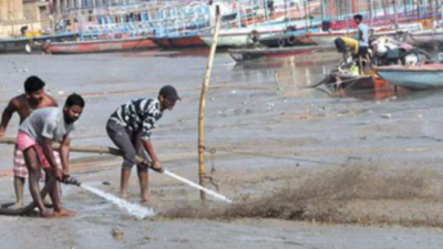 Varanasi: High Ganga level threatens Dev Deepawali celebrations