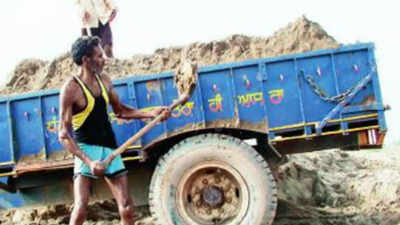 Army tells Punjab govt to take NOC for mining by India-Pakistan border