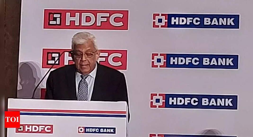 Biggest risks are not economic disruptions but despotic govts, growing weaponisation of trade: Deepak Parekh – Times of India
