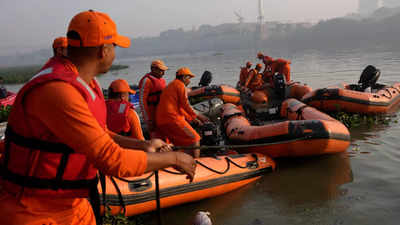 Gujarat: Forensic team begins investigation into Morbi bridge tragedy