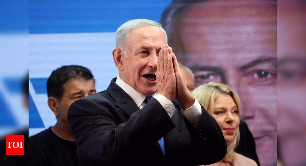 Benjamin Netanyahu poised for comeback in Israeli election, exit polls show – Times of India