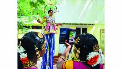80 schoolchildren in Madurai showcase talent in traditional arts competition