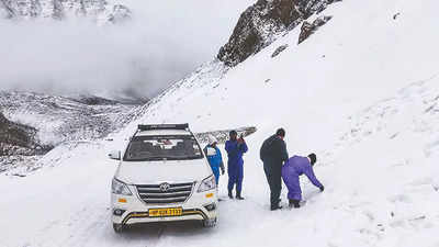 Snow prediction in Himachal Pradesh poll run-up fuels turnout worries