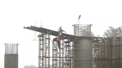 Rs 5,000 each for 10 lakh construction workers in Delhi