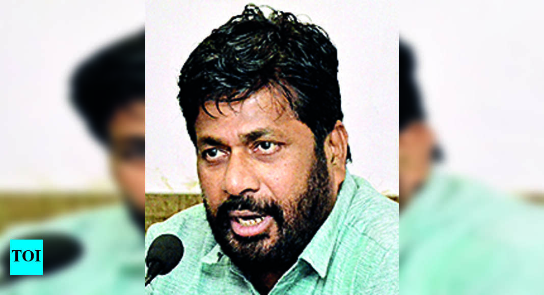 After Truce, Fresh War Of Words Between Kadu & Rana | - Times of India