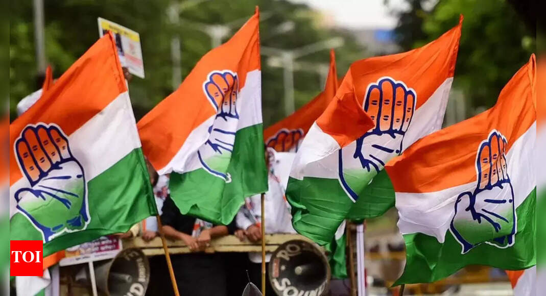 Act against politicos named by Lokayukta, demands Congress