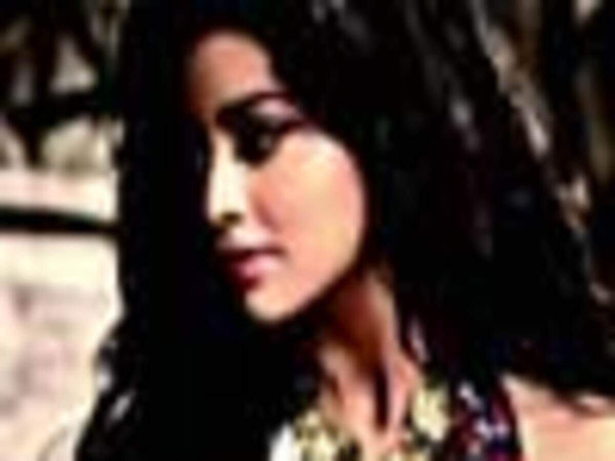 indiralogathil na alagappan heroine name indiralogathil na alagappan heroine name