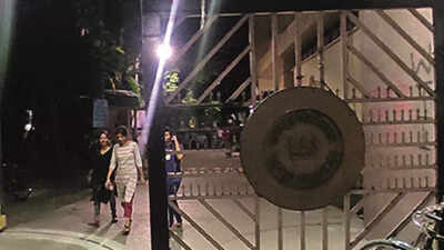 West Bengal: Curfew-hour boards taken off Jadavpur University gates