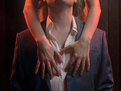 Do men prefer sex over love?