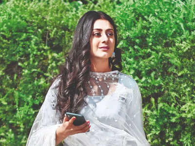 I want to shift to Mumbai soon: Isha Malviya - Times of India
