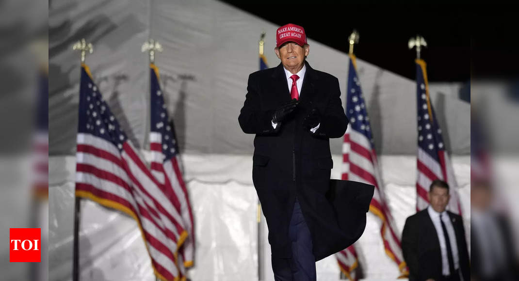 Trump Donald Trump Considering Launching Fresh White House Bid After Midterm Elections 7742