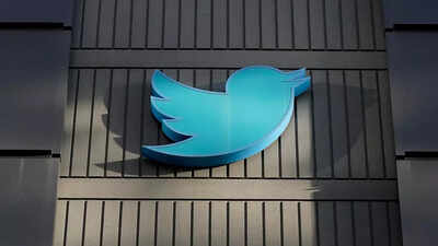 Twitter sued following Silicon Valley sackings that will put 5,000 out of job