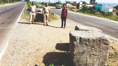 Aurangabad: Dhaba owners booked for breaking dividers