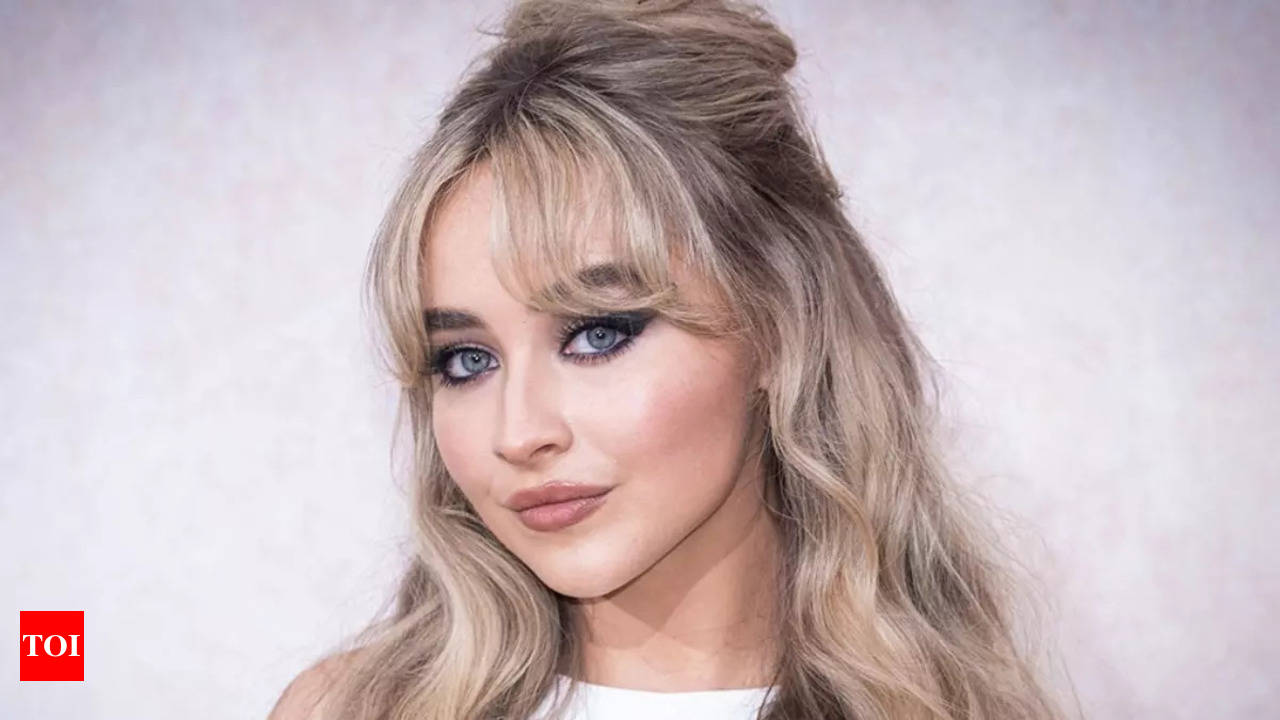 Sabrina Carpenter Shares First Look at Netflix Movie 'Tall Girl