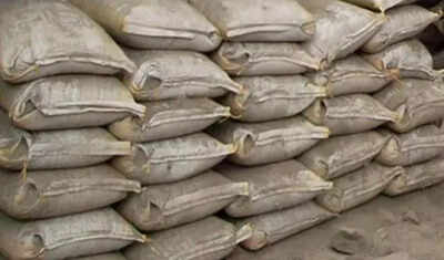 Cement companies mull price hike of Rs 10-30/bag