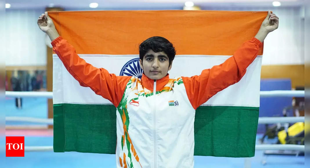 Asian Boxing Championships: Minakshi, Preeti storm into semis; assure India of medals | Boxing News – Times of India