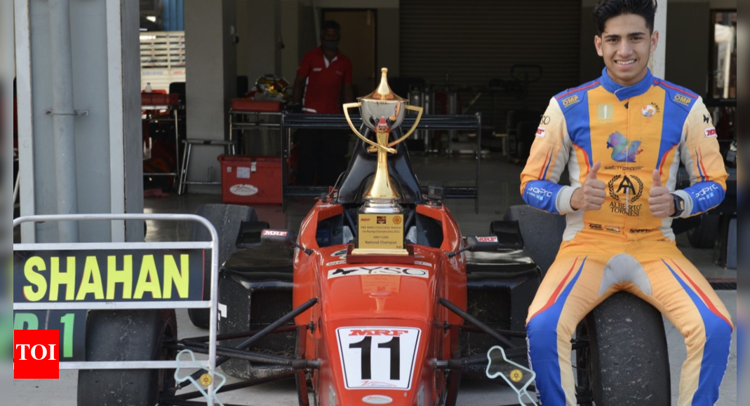 Indian racing league: National car racing champ from Uttar Pradesh ...