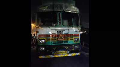 Thane: Tanker driver held for releasing toxic chemicals into Waldhuni river in Kalyan