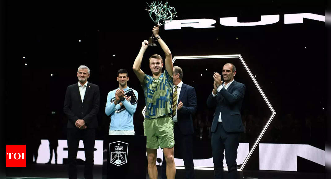 Teenager Holger Rune upends Novak Djokovic to win Paris Masters | Tennis News