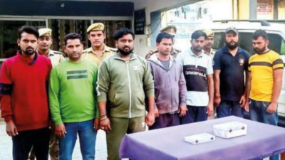 Uttar Pradesh: Dubai gang chases 'gold carrier' to Amethi, held