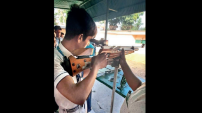 A sporting shot: Century-old rifle club changes rules, aims to catch 'em  young | Kolkata News - Times of India