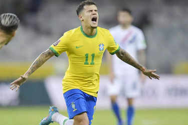 Dani Alves becomes Brazil's oldest World Cup star, Martinelli preferred to  Firmino