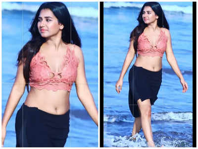 Apsara Kashyap looks beautiful as she poses in a pink bralette