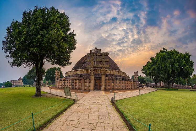 Sanchi Stupa in Raisen, Madhya Pradesh