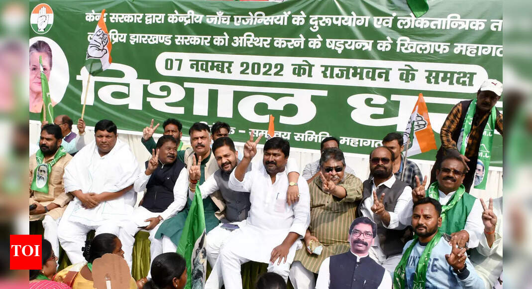Jharkhand Congress leader asks UPA supporters to 'thrash' BJP workers
