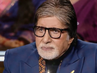 Amitabh Bachchan poses with his doppelganger Shashikant, gives him his  blessing - watch video