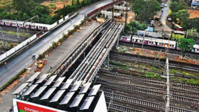Mumbai: BMC asks WR to raze Gokhale bridge structure over railway lines