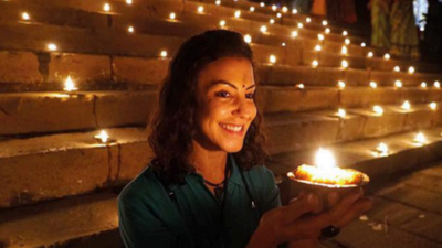 On Dev Deepawali, hotel tariff crosses Rs 1 lakh per day in Varanasi