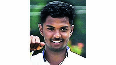 Mayank to lead; Jose makes cut