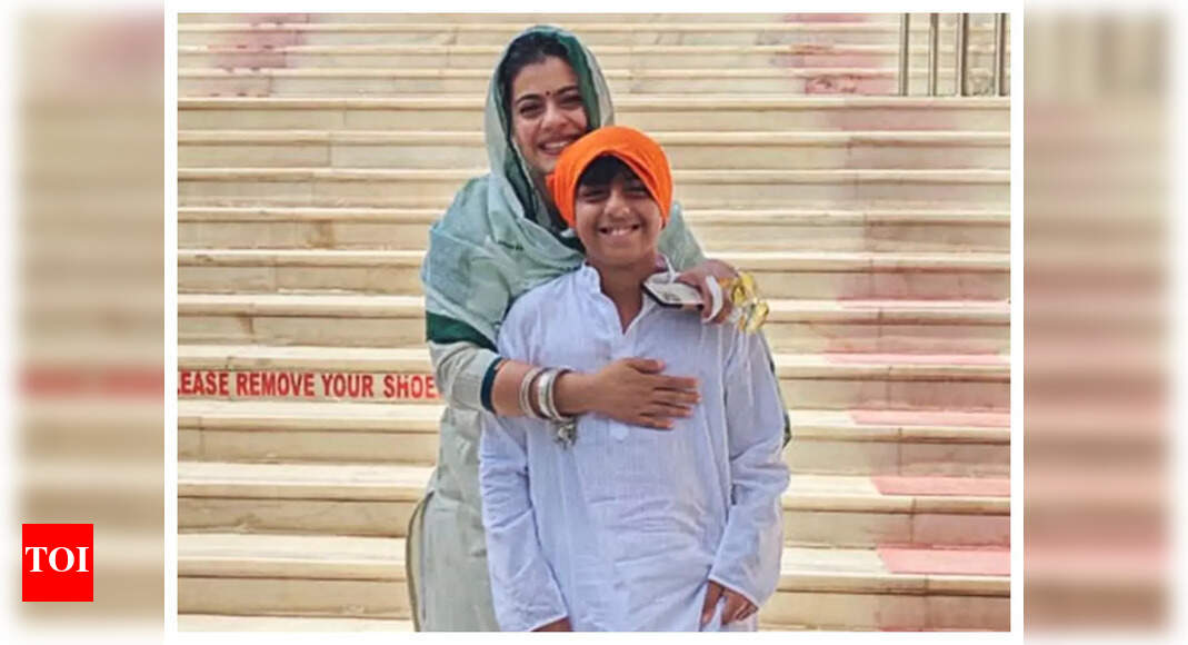 Kajol seeks blessings at a gurdwara with her son Yug Devgn on ...