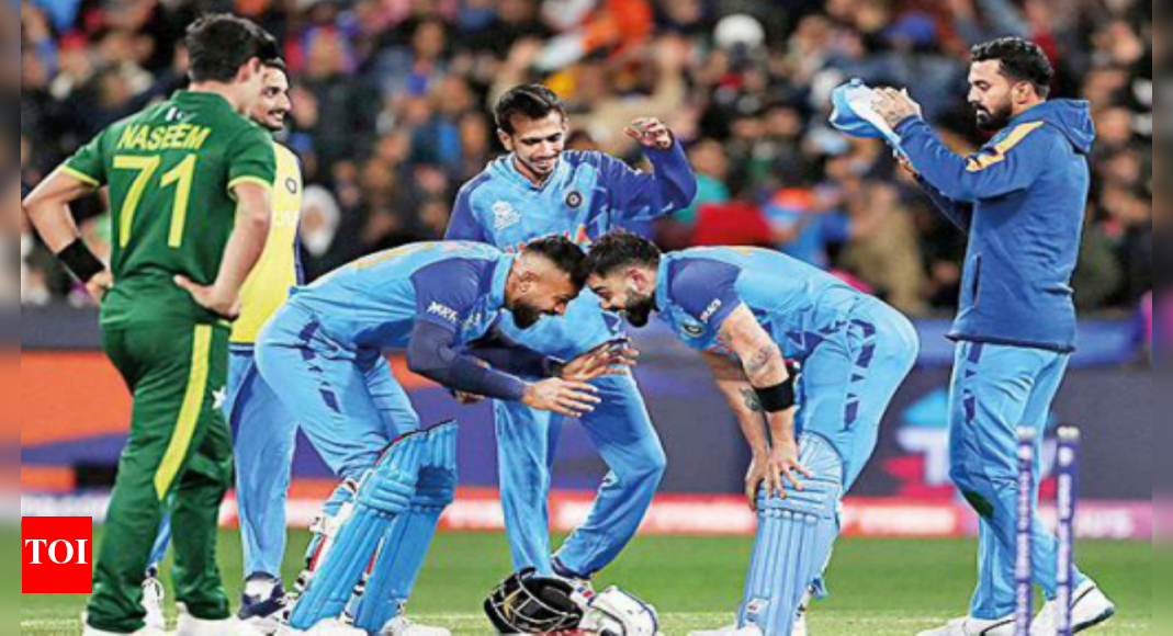 Kolkata eateries, multiplexes pad up to score big on T20 IndiaEngland