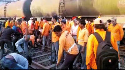UP: 5 loaded fuel tankers derail, hit Jhansi route