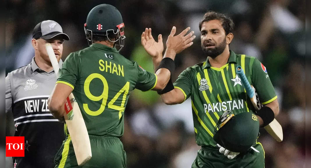 T20 World Cup Semi-final: Pakistan in final after 7-wicket win over New Zealand | Cricket News – Times of India